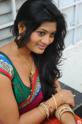 Telugu Actress Sowmya Hot Photos