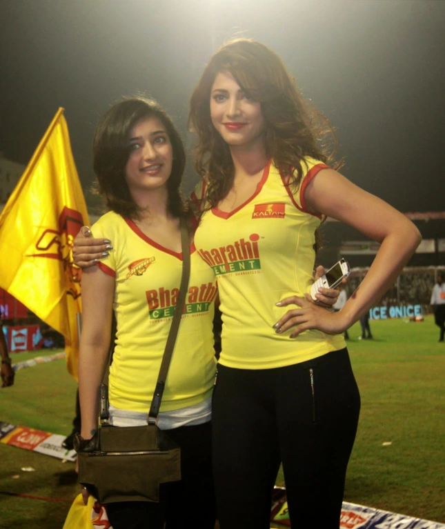 Shruti Hassan Hot Photos At Celebrity Cricket League